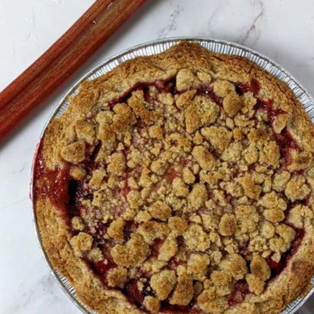 Rhubarb Pie with Crumble Topping